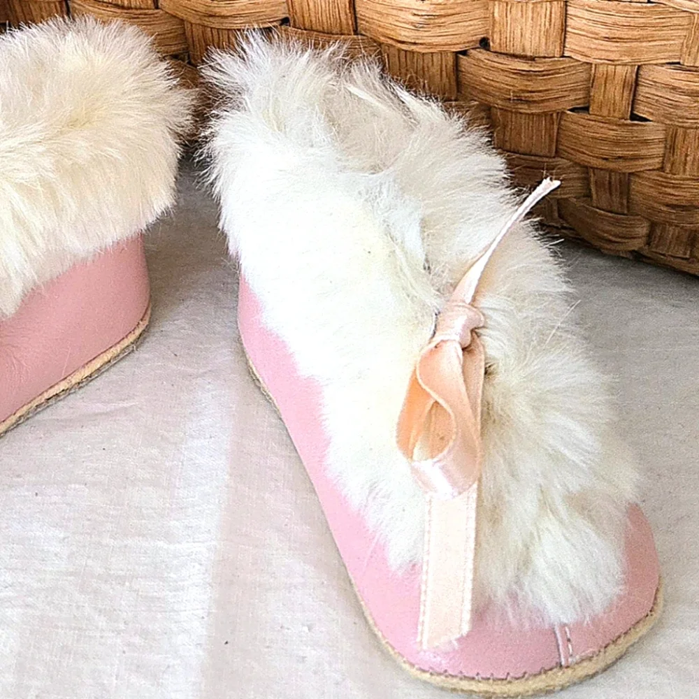 Vintage Baby Booties, Pink Leather, Soft White Rabbit Fur, 1950s, Unused size 0